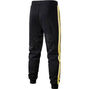 Conjunto de trotar de dos piezas personalizado nuevo diseño 100% algodón hecho traje de jogging de alta calidad a la venta - Product Image 5