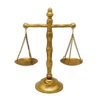 Poids Équilibrer la force, la symétrie et l'équilibre de style rencontre l'élégance en forme de métal incroyable pièce maîtresse en laiton pour le bureau