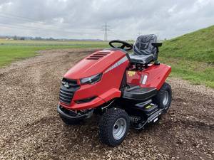 เครื่องตัดหญ้า Hercules HT 110-22DH สีแดง ประสิทธิภาพสูง พร้อมเครื่องยนต์และชุดเกียร์ สำหรับใช้งานในฟาร์มและสวน - Product Image 3