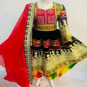 Color rojo terciopelo afgano Vintage Maxi estilo vestidos afganos hechos a mano afganos KUCHI vestidos al mejor precio y bajo MOQ 2025 - Product Image 5