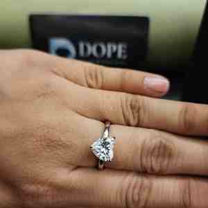 Elegante Anillo de Acero Inoxidable con Moissanita en Forma de Corazón de Oro Fino de 18 Quilates, Anillos de Moda Únicos para Regalo de San Valentín - Product Image 6