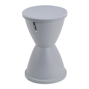 Tabouret Double tabouret en plastique gris, avec espaceurs de rangement - Product Image 1