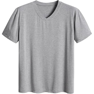 Conjunto de camiseta gris jaspeado para hombre y pantalones cortos azul rey, conjunto esencial de 2 piezas, atuendo informal de verano, tamaño y diseño personalizados - Product Image 3