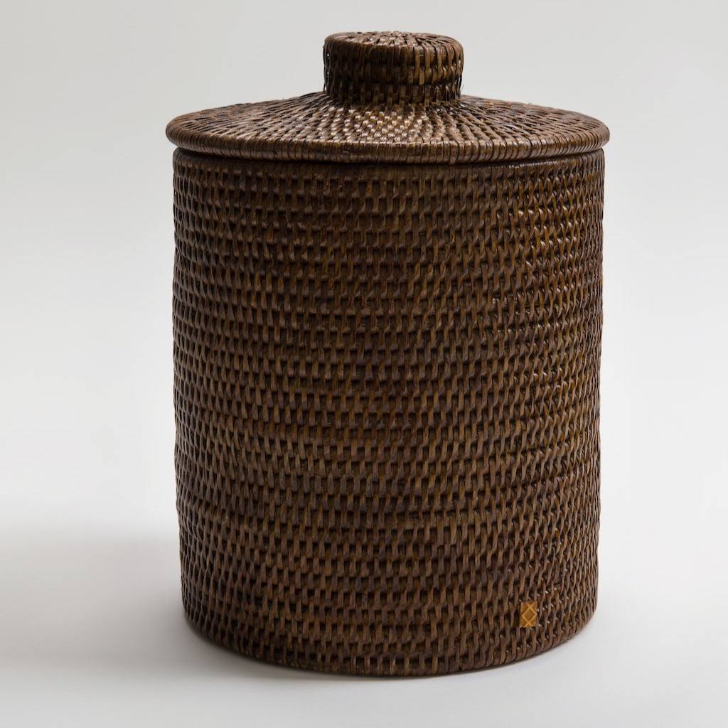 สีน้ำตาล