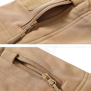 Veste softshell pour homme respirante, chauffante, réversible, légère, écologique, de haute qualité, fabriquée avec des matériaux de première qualité - Product Image 3