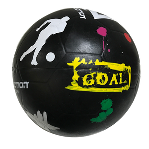 Balón de Fútbol de Goma de Superficie Lisa con Impresión Personalizada de Tamaño Oficial 5 de Diseño de Marca OEM, Balón de Fútbol al por Mayor - Product Image 5