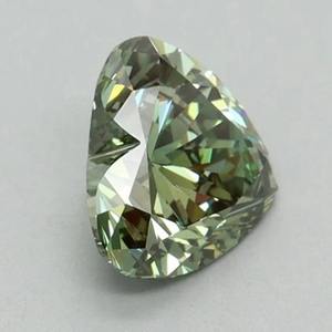 Vente flash : Diamant de laboratoire vert fantaisie taille cœur de 1,00 carat, certifié IGI, VS1, prix d'usine, fournisseur en gros, livraison mondiale - Product Image 3