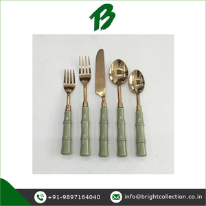 Ensemble de couverts à usage de mariage et de fête Ensemble de couverts à poignée en bambou vert clair en résine de qualité imbattable pour la vaisselle - Product Image 3