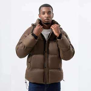 Chaqueta de Invierno para Hombre de Alta Calidad Personalizada OEM, Chaqueta Acolchada Extra Grande, Cálida para Exteriores, con Capucha, Logotipo Bordado, Diseño de Patrón Sólido - Product Image 3