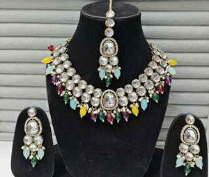 Piedra Kundan única hecha a mano con collar de latón perla para ropa de fiesta étnica para compromiso de boda y Aniversario - Product Image 1