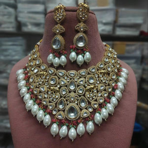 Ensemble de collier Polki de créateur plaqué or mat avec boucles d'oreilles bijoux de mariée pour mariage et fête - Product Image 1