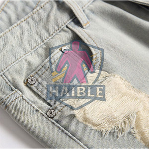 กางเกงยีนส์ขาสั้นผู้ชายคุณภาพสูงขายดี ระบายอากาศได้ดี เป็นมิตรกับสิ่งแวดล้อม ดีไซน์ตามสั่ง บริการ OEM เหมาะสำหรับใส่กิจกรรมกลางแจ้ง - Product Image 3