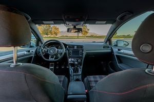 VOLKSWAGEN GTI S 2020 D'OCCASION CÔTÉ GAUCHE/CÔTÉ DROIT - Product Image 2