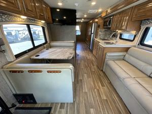 Caravane de voyage moderne pour 4 personnes avec salle de bain privée et lit confortable, camping-car remorquable pour le camping familial en plein air - Product Image 2