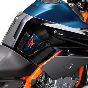Adesivi Personalizzati 3D per Protezione Laterale Serbatoio KTM 890 Duke R 2022-23 - Decalcomanie con Logo - Product Image 1
