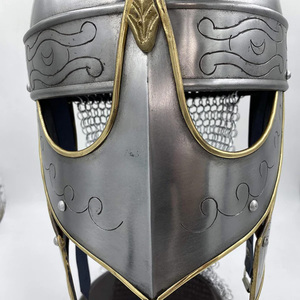Casco Medieval Vikingo Hecho a Mano de Alta Calidad con Cadena de Acero y Latón, Forro de Cuero Ajustable, Modelo con Impresión Personalizada - Product Image 6
