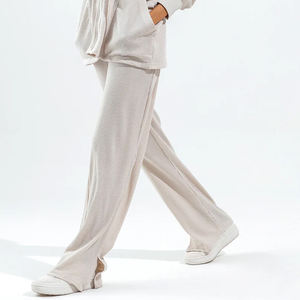 Nueva llegada al por mayor de las mujeres conjuntos de chándal superventas de algodón transpirable logotipo personalizado mujeres patrón suelto chándales - Product Image 6