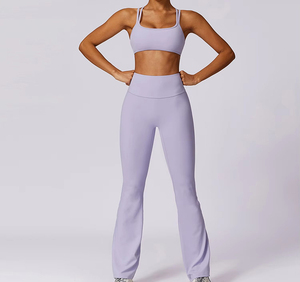 Conjunto de Yoga femenino de 2 piezas de buena calidad, Sujetador deportivo de patrón sólido y mallas con logotipo frontal, transpirable ecológico para mujer - Product Image 4