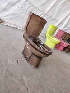 Aqua EWC moderno armario de agua de dos piezas sistema de doble descarga de cerámica P & S trampa con cubierta de asiento lento para Baño - Product Image 4