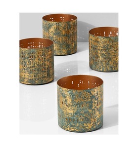 Bougeoir votif robuste en fer fait à la main avec des détails artistiques parfait pour les autels d'églises et les espaces sacrés - Product Image 4