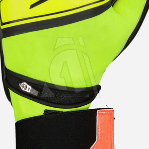 Wholesale New Arrival Leather Goalkeeper Gloves Best Design Non-Slip <b>Hook</b> & Loop Closure Top-quality for Sale - Product Image 4