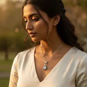 Colgante de Plata 925 con Piedra Lunar en Forma de Lágrima para Mujer, Oro Rosa de 14K, Platino, Diseño Geométrico, Rodio, Gema Cristiana - Product Image 3