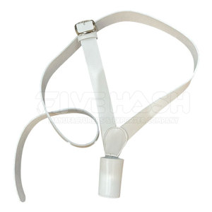 Porta Banderas de Cuero de Alta Calidad, Diseño Duradero con Agarre Seguro, Perfecto para Transportar Banderas de Forma Segura en Eventos y Ocasiones Formales - Product Image 4