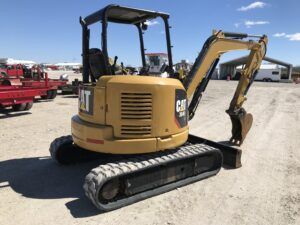Excavadora Kubota U55-5 Usada Original de Japón de 5.5 Toneladas en Venta, Pocas Horas de Trabajo, Miniexcavadora Kubota U55 de Segunda Mano y Nueva - Product Image 5