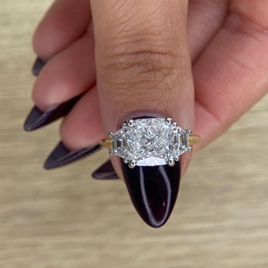 5 Carat Square Cushion Cut F VVS1 VVS2Lab Grown Diamond Three Stone Engagement Ring E VVS2 IGI Trapezoid Sides 18K Two tone Gold - Product Image 3