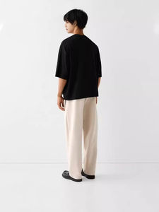 Camiseta Holgada de Corte Cuadrado para Hombre, Estilo Urbano, Servicio OEM, Personalizada con Serigrafía, 100% Algodón Ecológico, Cuello Redondo - Product Image 3