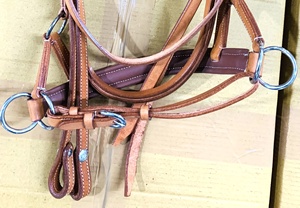 Sale en cuir de qualité supérieure pour l'équitation Bride sans mors avec traction latérale rembourrée souple à un prix abordable - Product Image 5