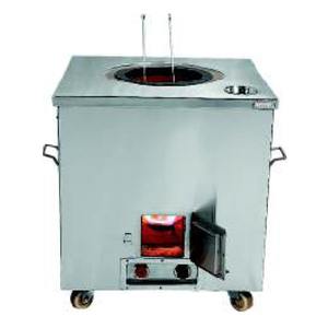 Un tandoor es un horno cilíndrico de arcilla tradicional utilizado para cocinar y hornear en diversas cocinas por King International - Product Image 4