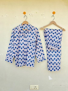 Conjunto de pijama de algodón indio, estampado de bloque de mano de algodón, ligero, ultrasuave, vestido de noche, conjunto de camisa de pantalones de algodón para mujer - Product Image 4