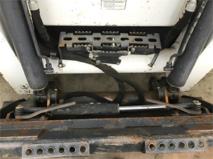 Excelente Estado, Alta Operatividad, Cargadora Compacta de Orugas Bobcat T700 2015 para Movimiento de Tierras en Venta con Envío a Todo el Mundo - Product Image 3