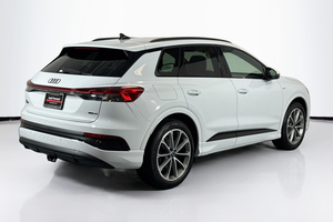 Audi Q4 Sportback E-TRON AWD Crew Cab Pickup Usado 2023 - Product Image 6
