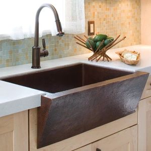 Évier de cuisine en cuivre de style campagnard offrant un design de cuve profonde, une solidité et un caractère authentique du vieux monde - Product Image 2