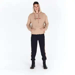 Custom Made Unique Design Casual Sportswear Color Contrast Men Tracksuit Wholesale Premium Quality Men Tracksuit For Sale