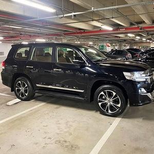 Toyota Land Cruiser 2020 prêt à être expédié - Product Image 1
