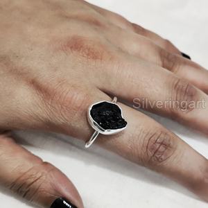 Joyería de piedra en bruto Anillo de mujer Natural Raw Black Tourmaline Gemstone October Birthstone Simple Vintage 925 Anillo de plata esterlina - Product Image 2