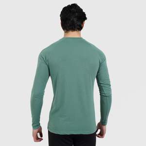 เสื้อยืดแขนยาวสีเขียวทรงสลิมฟิต รุ่น M024 ผ้าระบายอากาศดี สีพื้นเรียบง่าย สไตล์ลำลอง - Product Image 2