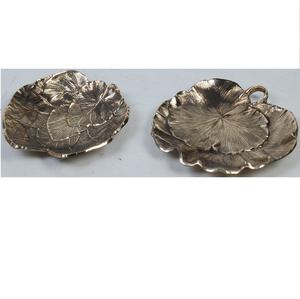 Traditional Style Restaurant Tea Coffee Breakfast Server Dishes Hammered Design Serving Tray With Designer Handle - Product Image 4