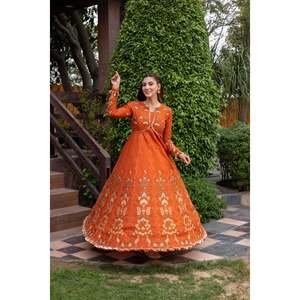 ANEELAS-FROCK Ensemble 3 pièces brodé en tissu lawn, collection 4858, avec dupatta brodé en mousseline et pantalon pour le printemps/été - Product Image 3