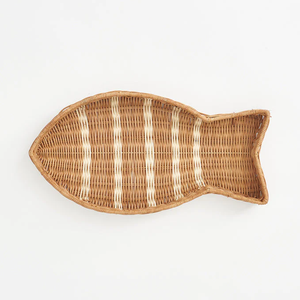 Élégance et utilité Plateau rond de service alimentaire Plateau décoratif en rotin tissé avec poignées pour table basse alimentaire - Product Image 1