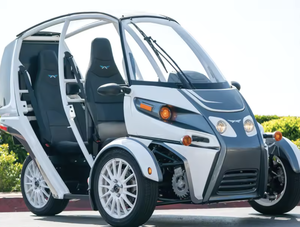 ดีที่สุด!! รถบรรทุกดีเซลเชิงพาณิชย์แบบหัวลาก 6x4 พร้อมห้องโดยสารสำหรับขนส่งตู้คอนเทนเนอร์และสินค้า - Product Image 6