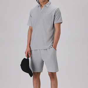 Conjunto de pantalones cortos deportivos informales de verano para hombre, camisetas y pantalones cortos de algodón y poliéster con logotipo personalizado para actividades al aire libre - Product Image 4