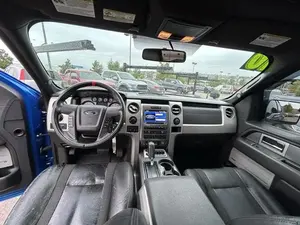 Ford F-150 SVT Raptor SuperCab 2010 avec sièges en cuir, feux LED, pneus R19, toit ouvrant panoramique, transmission automatique - Product Image 5