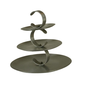 Exhibidor de Pasteles de Metal de un Solo Nivel con Acabado Brillante de Estilo Contemporáneo, Soporte Decorativo de Metal para Mesa de Postres, Fabricado en India - Product Image 1