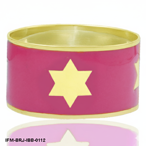 Brazalete de Latón Esmaltado Rosa Hecho a Mano con Estrella de David Dorada, Brazalete Bohemio Ancho para Mujeres y Niñas - Product Image 1