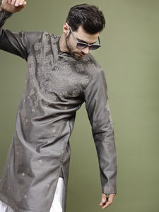 Nouveau designer indien et pakistanais vêtements ethniques pour hommes ensembles de pyjama Kurta pour mariage et festival porter au prix de gros - Product Image 3