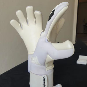 Gants de gardien de but de football professionnels, latex allemand, haute qualité, légers, respirants, protection UV, protection des doigts - Product Image 1